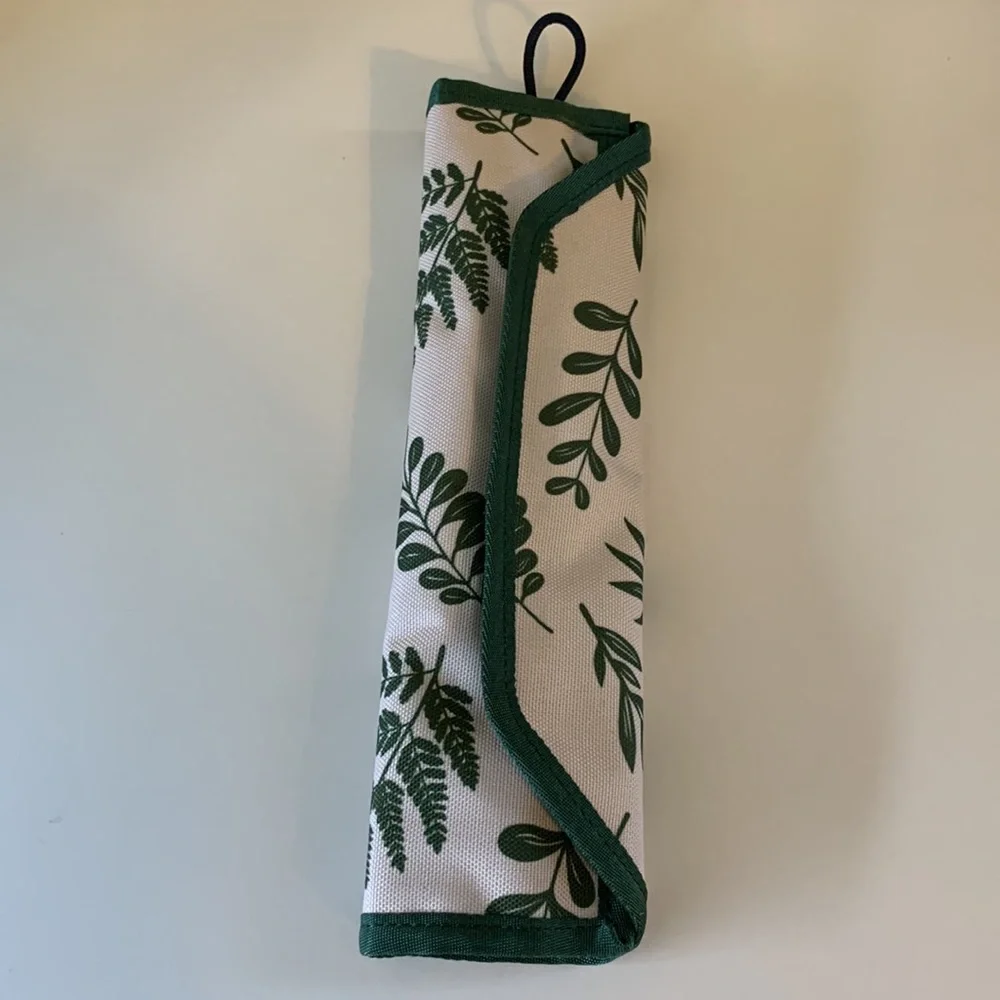 United by Blue Impact Collection The Utensil Kit in Bone White and Fern